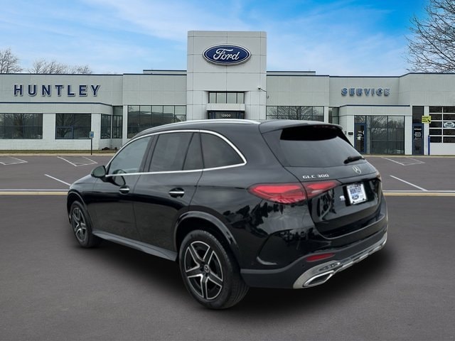 2024 Mercedes-Benz GLC GLC 300 — photo 6 of 31