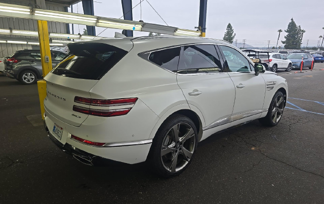 2023 Genesis GV80 3.5T — photo 3 of 10