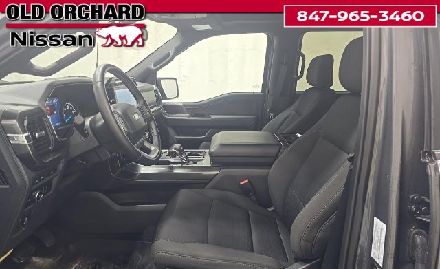 2023 Ford F-150 XLT — photo 6 of 10