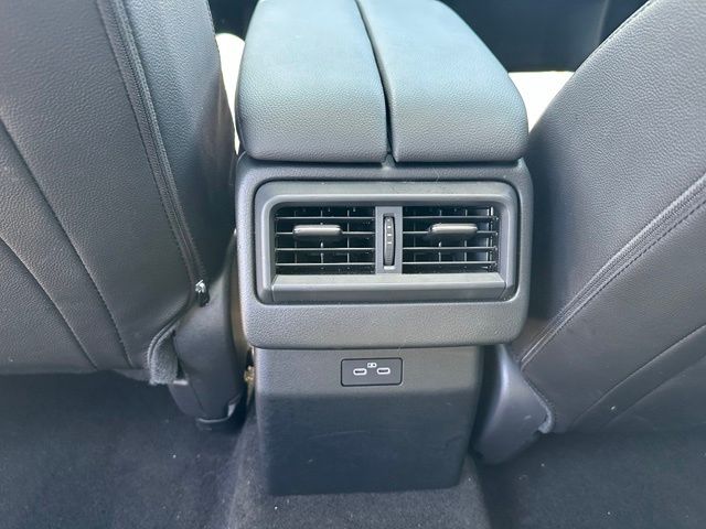 2025 Mazda CX-50 Hybrid Premium Plus — photo 14 of 28