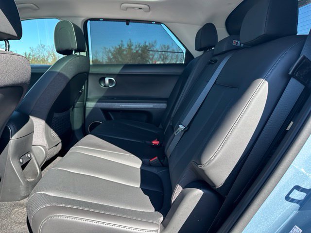2023 Hyundai IONIQ 5 Limited — photo 15 of 38