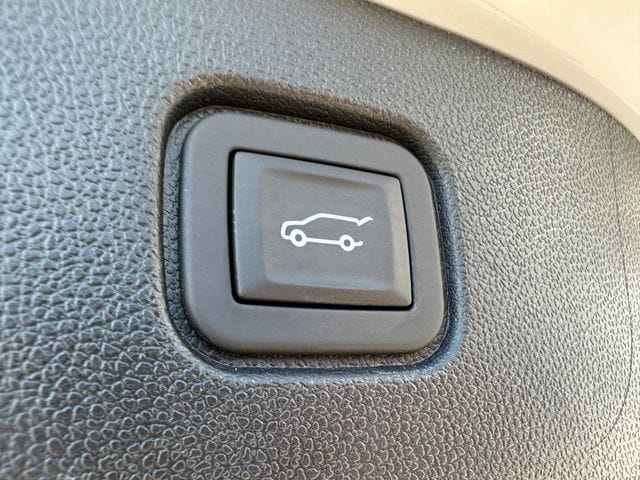 2025 Chevrolet Blazer EV LT — photo 15 of 33