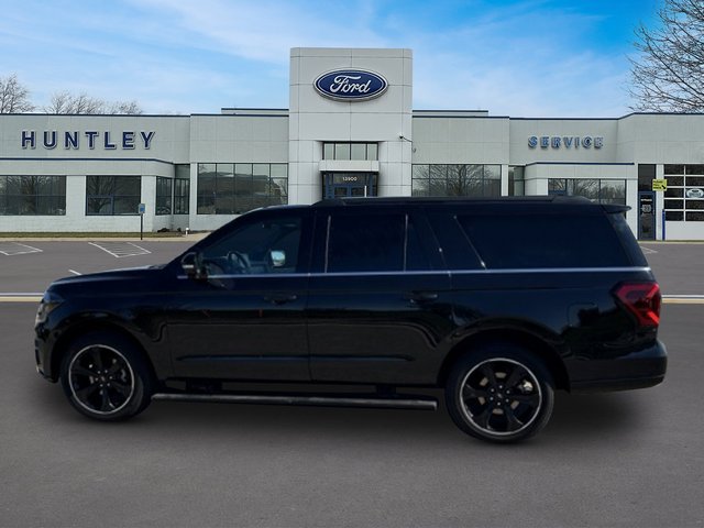 2023 Ford Expedition Max Limited — photo 6 of 39