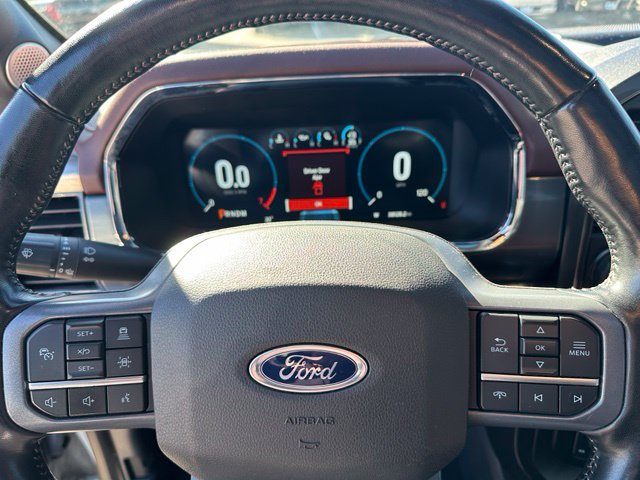 2023 Ford F-150 Lariat — photo 26 of 28