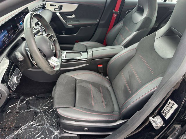 2025 Mercedes-Benz CLA CLA 35 AMG® — photo 20 of 31