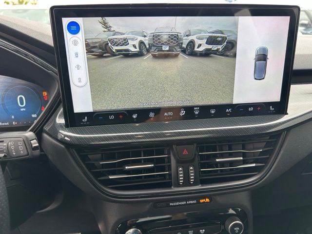 2023 Ford Escape ST-Line Select — photo 28 of 33