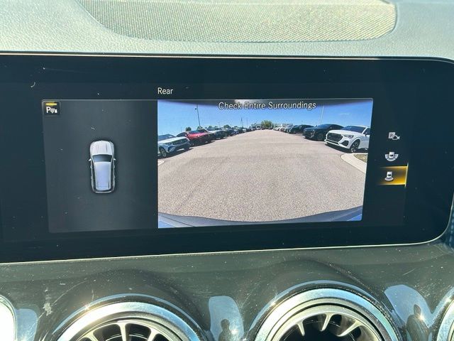 2023 Mercedes-Benz EQB 300 — photo 25 of 27