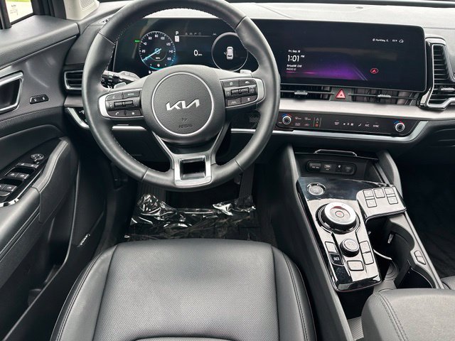 2025 Kia Sportage Hybrid SX Prestige — photo 19 of 39