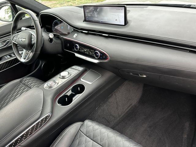 2023 Genesis GV70 3.5T Sport — photo 10 of 37