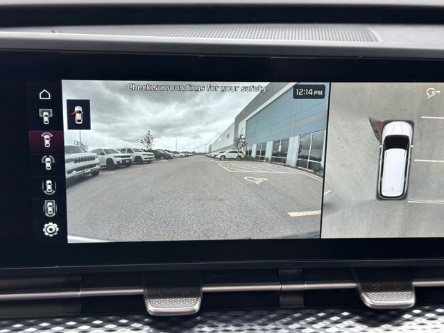 2023 Kia Carnival SX Prestige — photo 32 of 36