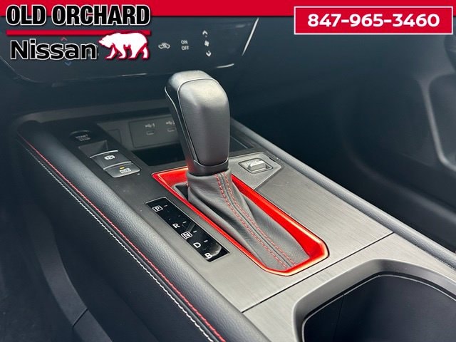 2025 Nissan Kicks SR — photo 17 of 21