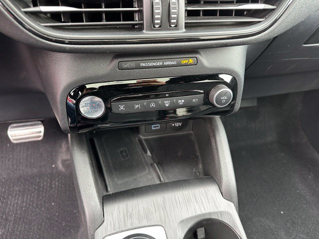 2023 Ford Escape ST-Line Elite — photo 21 of 31