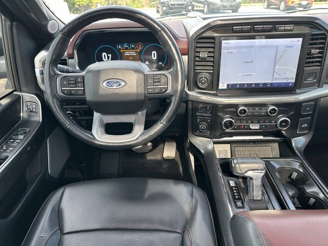 2023 Ford F-150 Lariat — photo 9 of 30