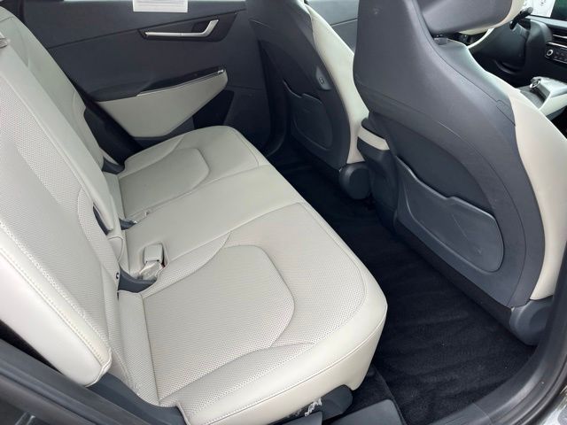 2024 Kia EV6 Wind — photo 12 of 32