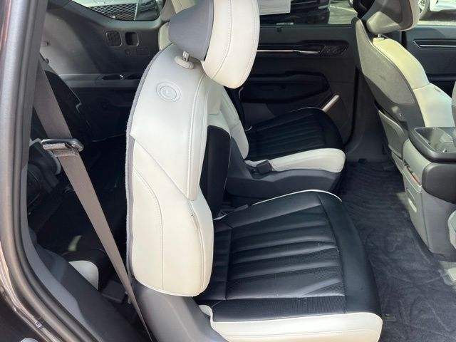2024 Kia EV9 GT-Line — photo 13 of 44