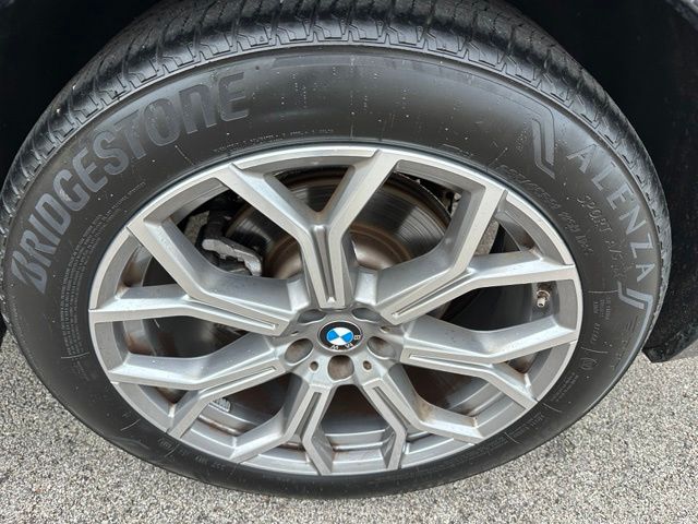 2024 BMW X7 xDrive40i — photo 8 of 34