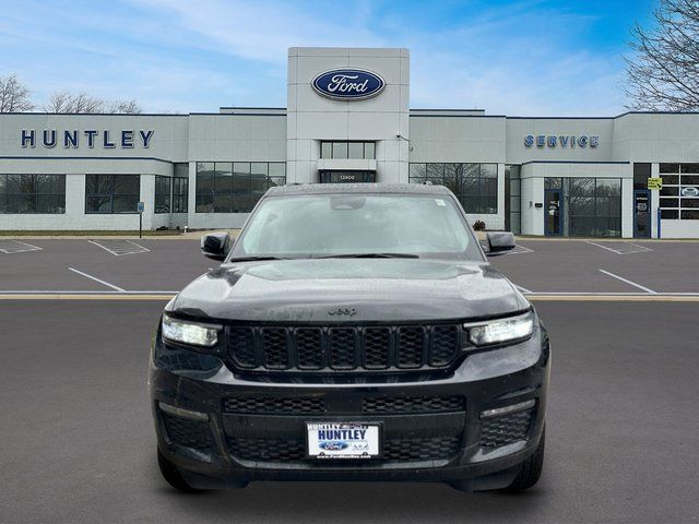 2023 Jeep Grand Cherokee L Limited — photo 3 of 26