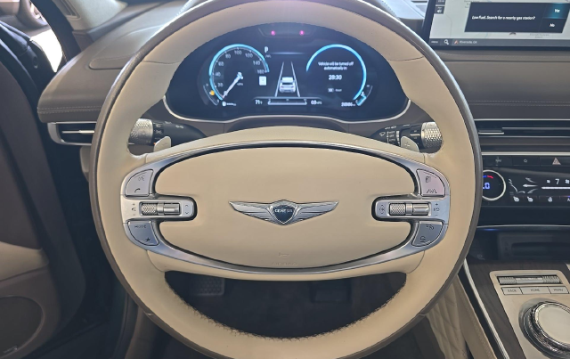 2023 Genesis GV80 3.5T — photo 7 of 10