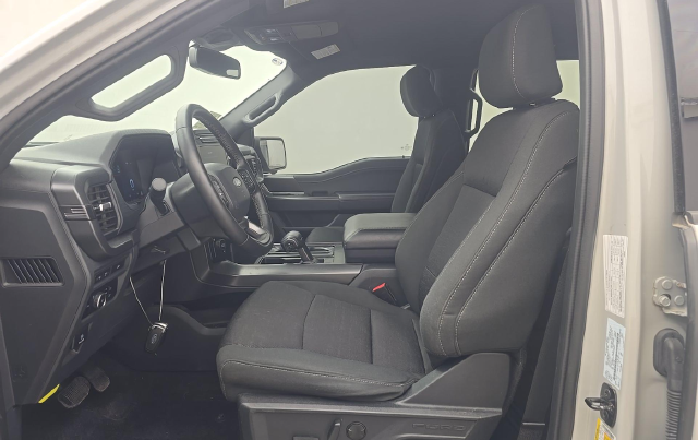 2024 Ford F-150 XLT — photo 5 of 9