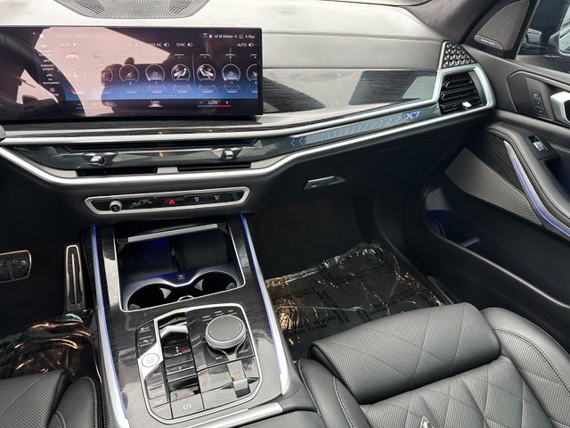 2023 BMW X7 xDrive40i — photo 20 of 36