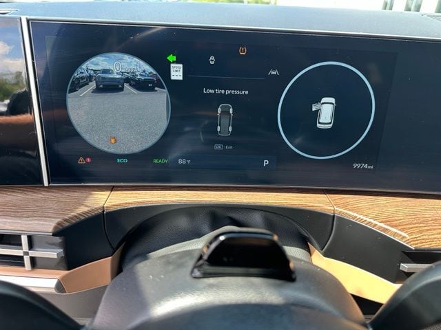 2025 Hyundai Santa Fe Hybrid Limited — photo 39 of 41