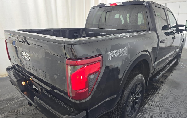 2024 Ford F-150 XLT — photo 3 of 10