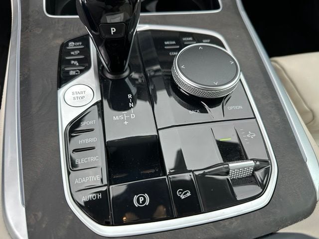 2022 BMW X5 xDrive45e — photo 40 of 46