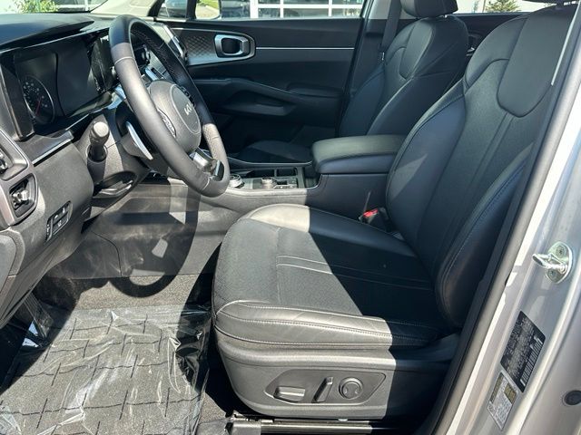 2023 Kia Sorento Hybrid EX — photo 19 of 31