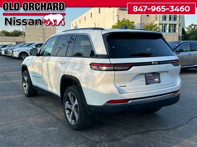 2022 Jeep Grand Cherokee 4xe — photo 8 of 22