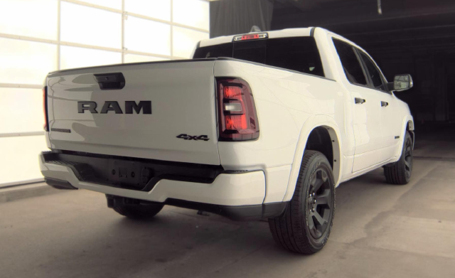 2025 Ram 1500 Big Horn/Lone Star — photo 3 of 9