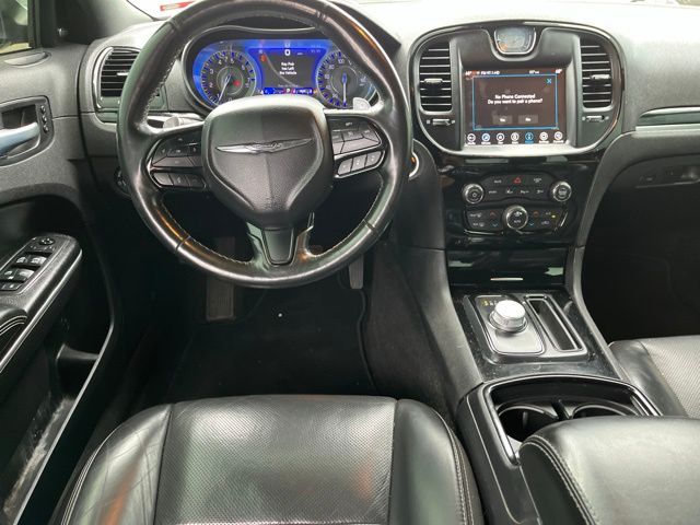 2021 Chrysler 300 S — photo 14 of 26