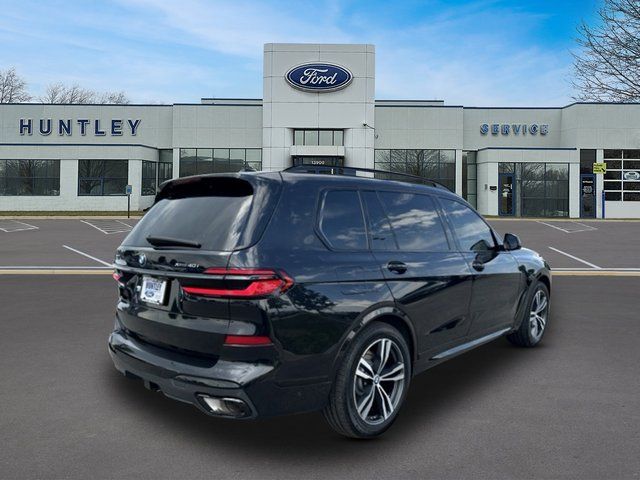 2024 BMW X7 xDrive40i — photo 5 of 34