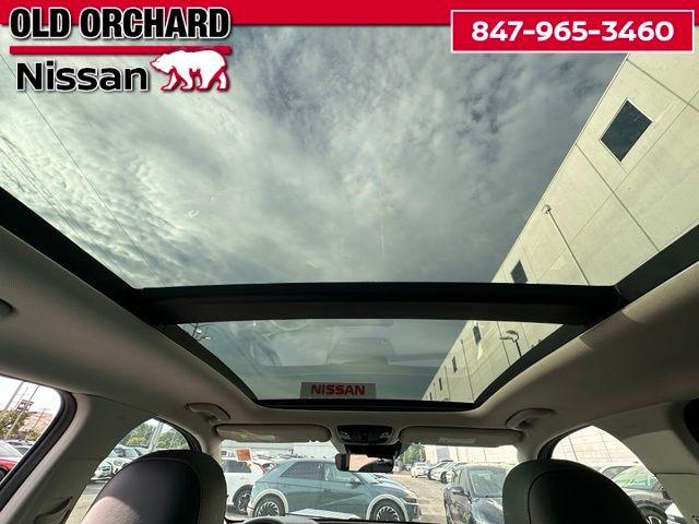 2023 Kia Sorento SX — photo 14 of 22
