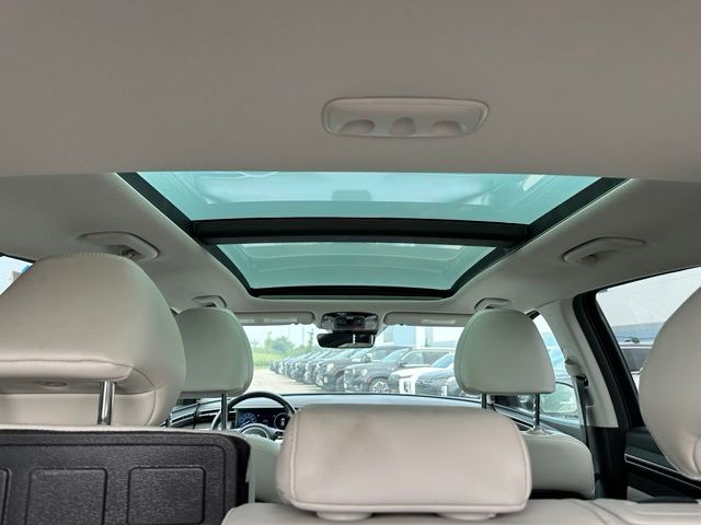 2023 Hyundai Tucson Hybrid Limited — photo 9 of 36