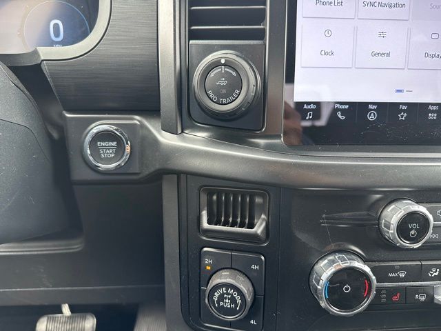 2024 Ford F-150 XLT — photo 16 of 26