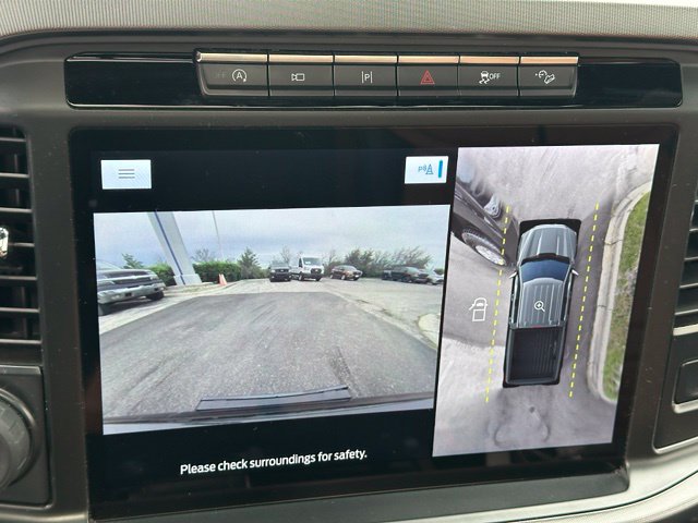 2023 Ford F-150 Platinum — photo 25 of 32