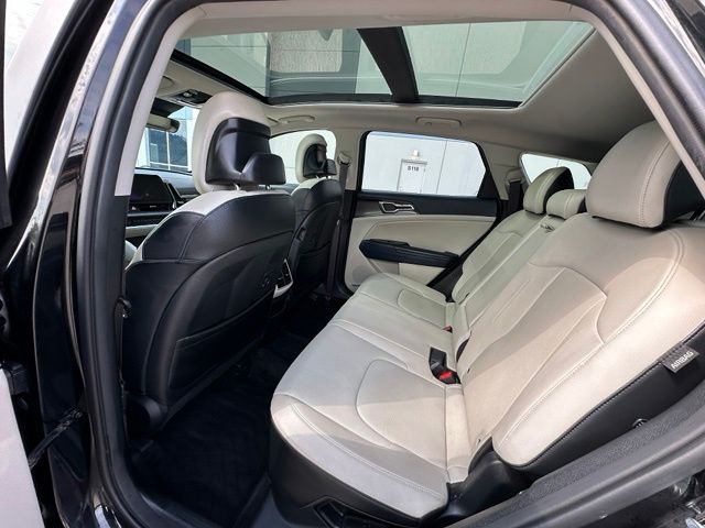 2024 Kia Sportage Hybrid EX — photo 15 of 31