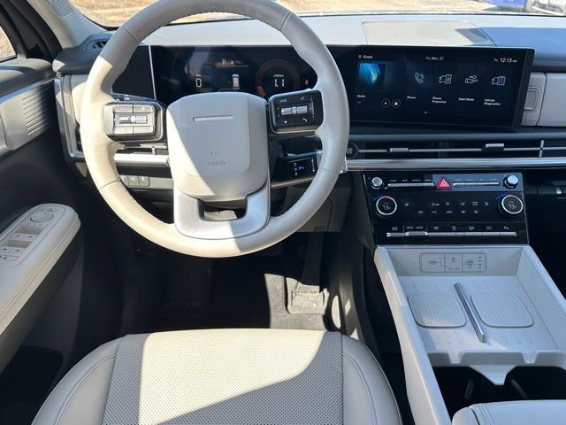 2025 Hyundai Santa Fe SEL — photo 15 of 28