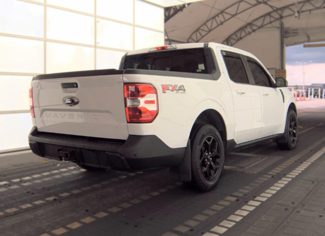 2024 Ford Maverick Lariat — photo 3 of 9