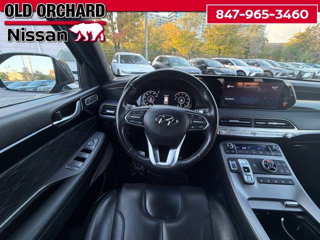 2022 Hyundai Palisade Calligraphy — photo 13 of 16