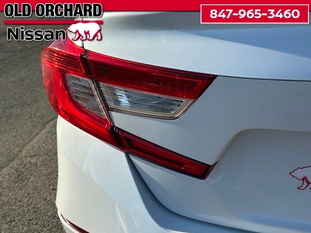 2018 Honda Accord Sport — photo 8 of 21