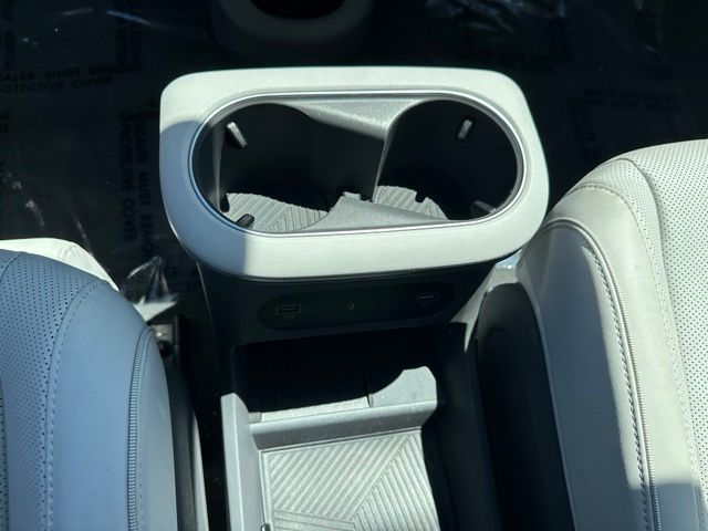 2024 Hyundai IONIQ 5 Limited — photo 25 of 39