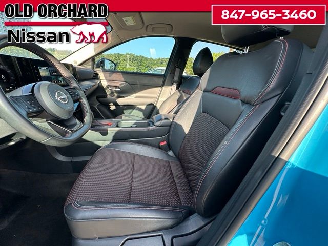 2025 Nissan Kicks SR — photo 10 of 22