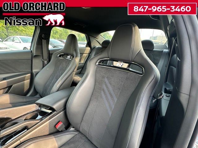 2024 Hyundai Elantra N Base — photo 12 of 24