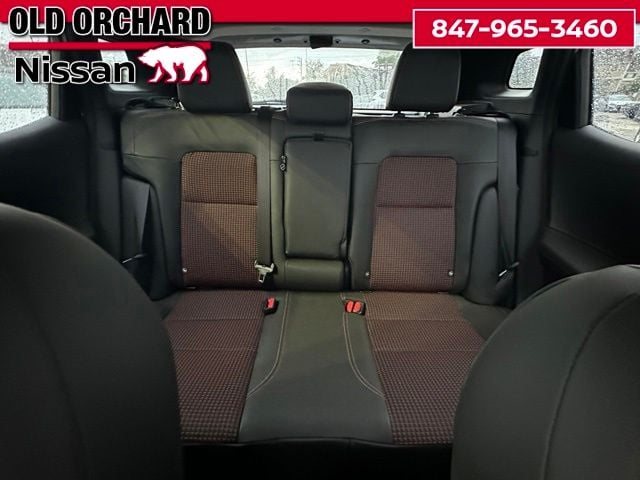 2025 Nissan Kicks SR — photo 12 of 22