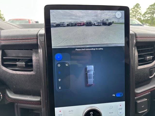 2022 Ford Expedition Limited — photo 30 of 34