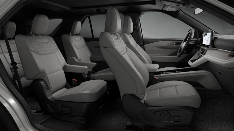 2027 Ford Explorer Platinum — photo 53 of 54