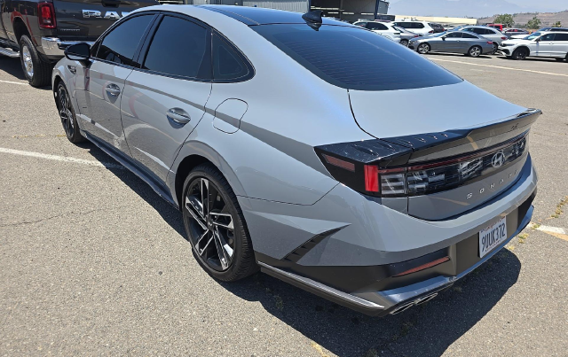 2025 Hyundai Sonata N Line — photo 4 of 10