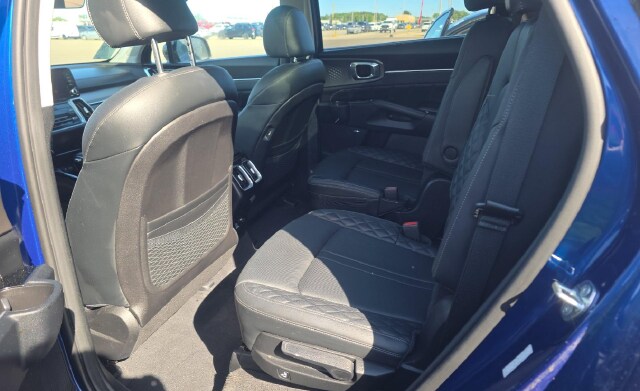 2023 Kia Sorento SX Prestige — photo 9 of 9