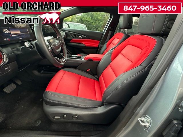 2025 Chevrolet Equinox EV RS — photo 11 of 22